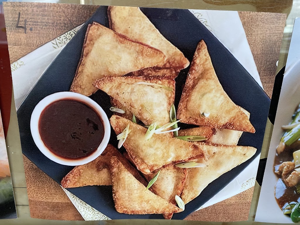 63rd Fried Rice | restaurant | 6216 W 63rd St, Chicago, IL 60638, USA | 7735865611 OR +1 773-586-5611