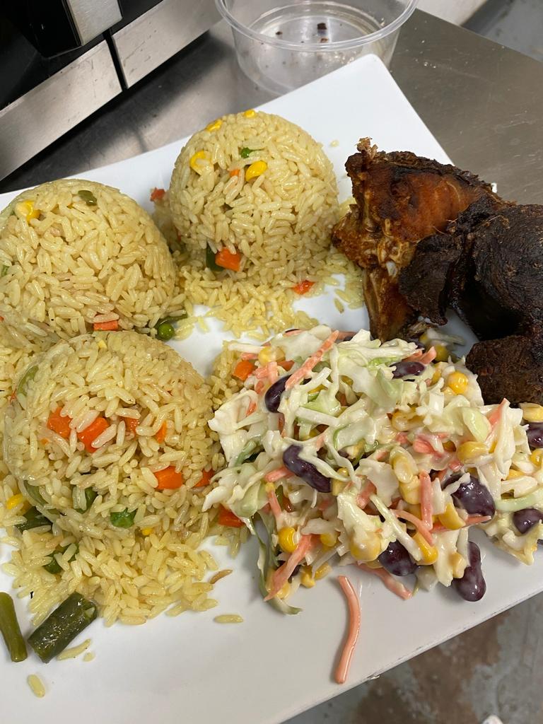 Cest la vie African restaurant and bar | restaurant | 4010 N High School Rd, Indianapolis, IN 46254, USA | 3176024118 OR +1 317-602-4118