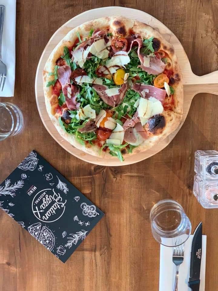 Station Pizza Moderne | restaurant | 5393 Boul Gouin O, Montréal, QC H4J 1C7, Canada | 5145330379 OR +1 514-533-0379