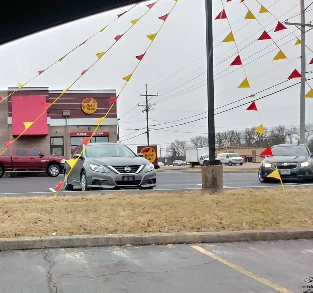 Gold Star Chili | restaurant | 1190 Ohio Pike, Amelia, OH 45102, USA | 5134497441 OR +1 513-449-7441