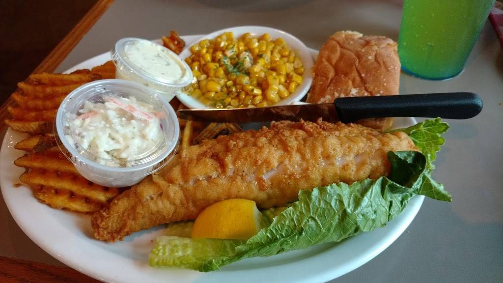 Brunos Restaurant | restaurant | 730 Cornerstone Crossing, Waterford, WI 53185, USA | 2625143663 OR +1 262-514-3663