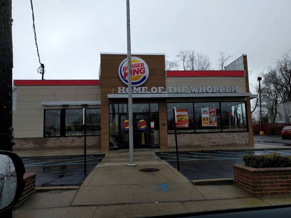 Burger King | restaurant | 2450 Hempstead Turnpike, East Meadow, NY 11554, USA | 5167312397 OR +1 516-731-2397