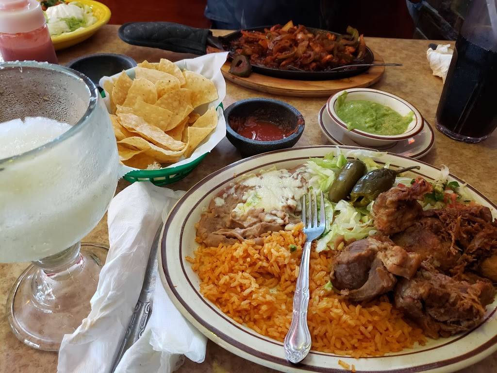 Mi Hacienda Mexican Restaurant | restaurant | 911 MS-12, Starkville, MS 39759, USA | 6623202233 OR +1 662-320-2233