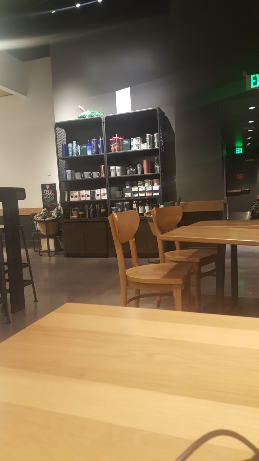 Starbucks | cafe | 18310 Pines Blvd, Pembroke Pines, FL 33029, USA | 9544590626 OR +1 954-459-0626