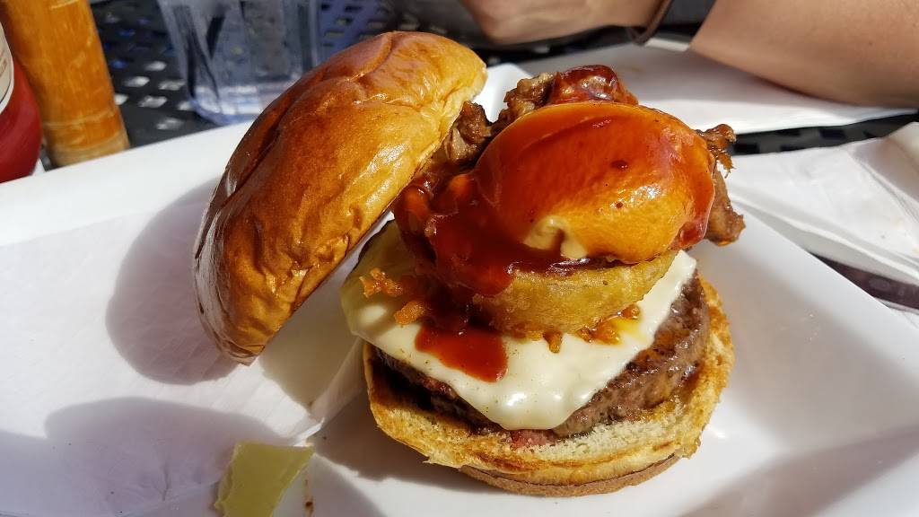 Tap House Grill | restaurant | 1472 Market St., Suite 103-A, Des Plaines, IL 60016, USA | 8478139996 OR +1 847-813-9996