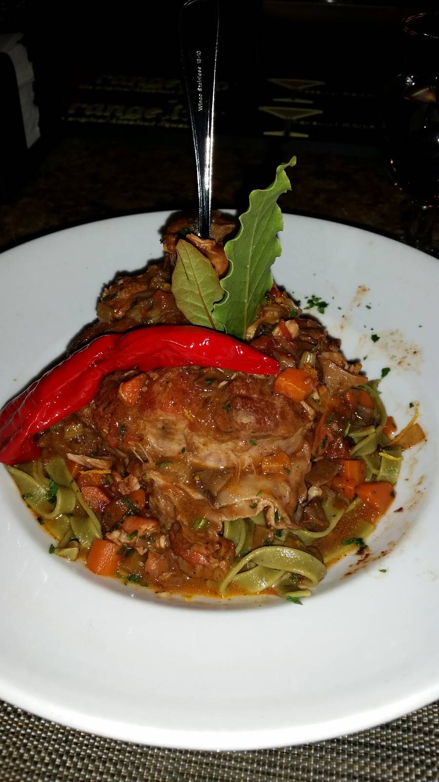 Luigi Q Italian Restaurant | restaurant | 400 S Oyster Bay Rd, Hicksville, NY 11801, USA | 5169327450 OR +1 516-932-7450