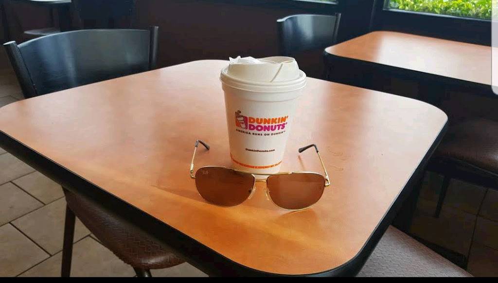 Dunkin | bakery | 1724 W Hillsboro Blvd, Deerfield Beach, FL 33442, USA | 9547250705 OR +1 954-725-0705