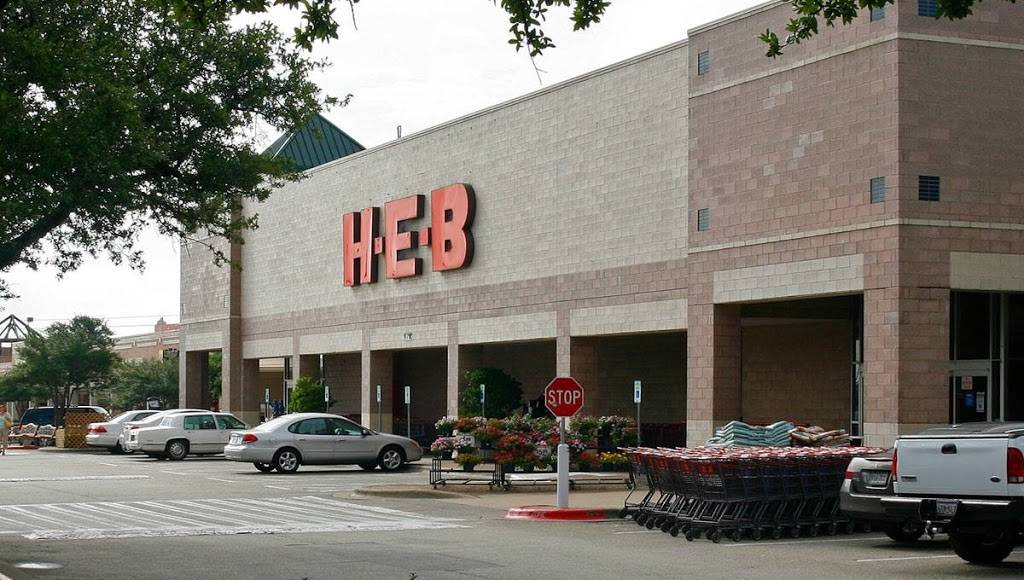 North Hills | shopping mall | 4815 W Braker Ln, Austin, TX 78759, USA | 7135993500 OR +1 713-599-3500