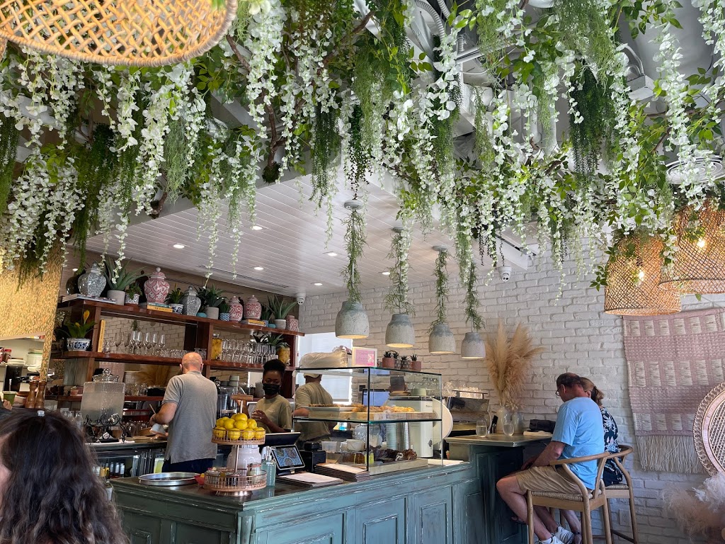 Abbalé Telavivian Kitchen | restaurant | 864 Commerce St, Miami Beach, FL 33139, USA | 3059023477 OR +1 305-902-3477