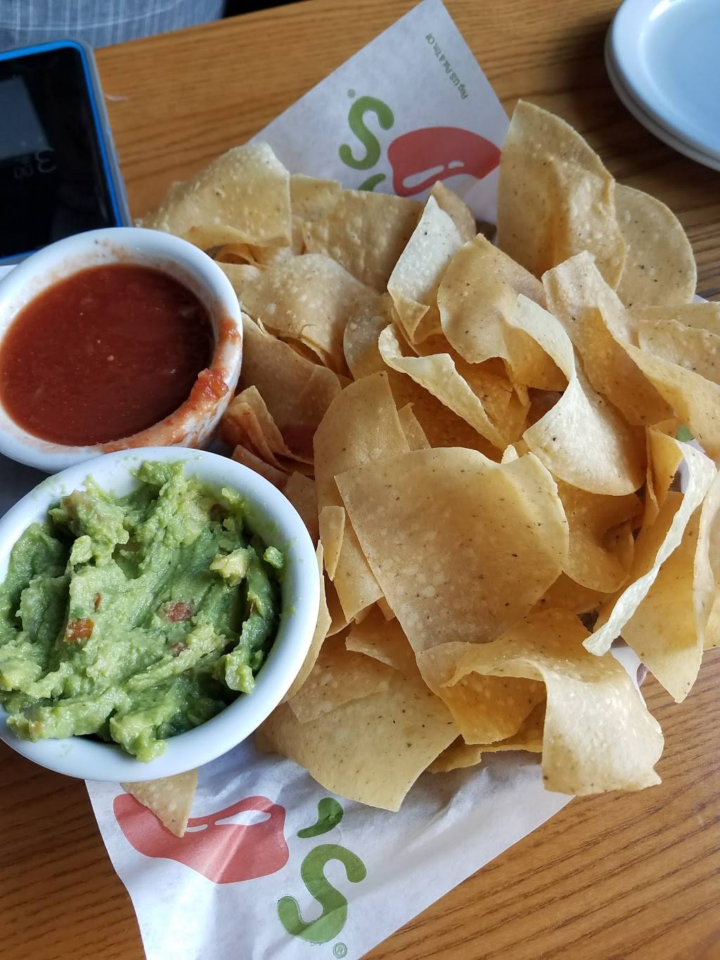 Chilis Grill & Bar | meal takeaway | 19825 Northwest Fwy, Houston, TX 77065, USA | 2818074260 OR +1 281-807-4260