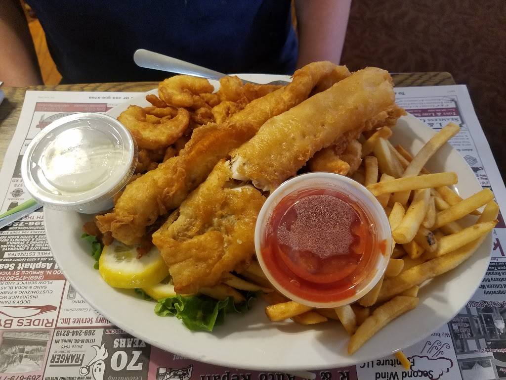 Mar Jos West | restaurant | 325 N Grand St, Schoolcraft, MI 49087, USA | 2696795422 OR +1 269-679-5422