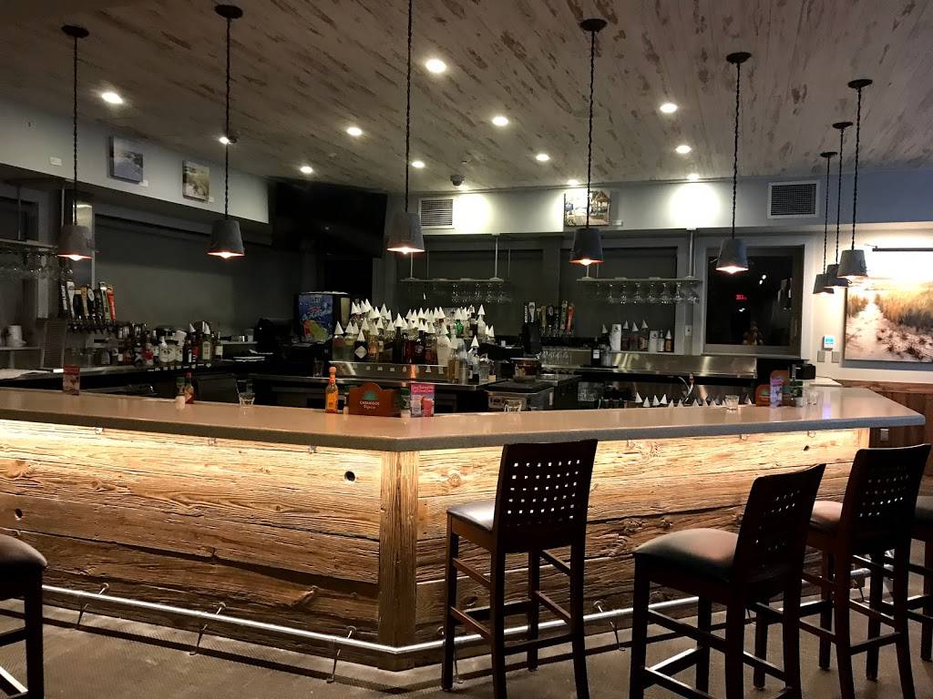 The Sandbar Restaurant | restaurant | 100 Spring Ave, Anna Maria, FL 34216, USA | 9417780444 OR +1 941-778-0444