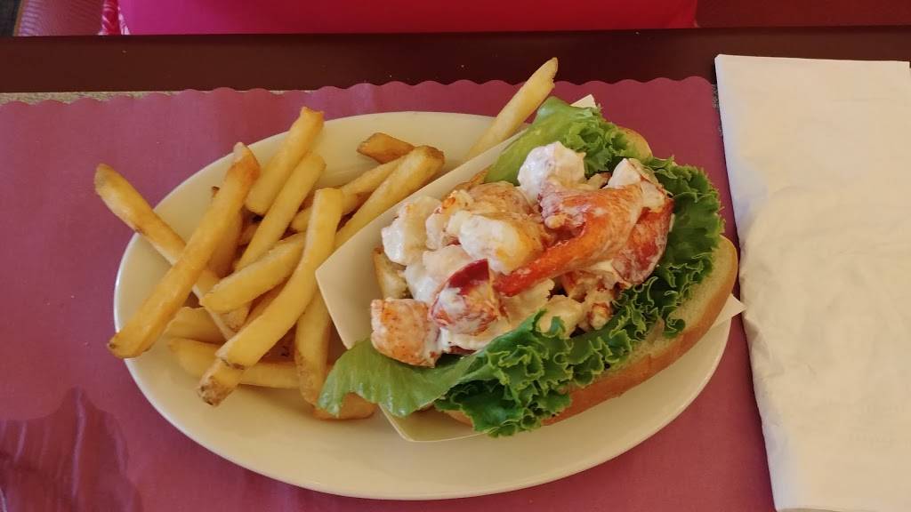 Lindseys Family Restaurant | restaurant | 3138 Cranberry Hwy, East Wareham, MA 02538, USA | 5087595544 OR +1 508-759-5544