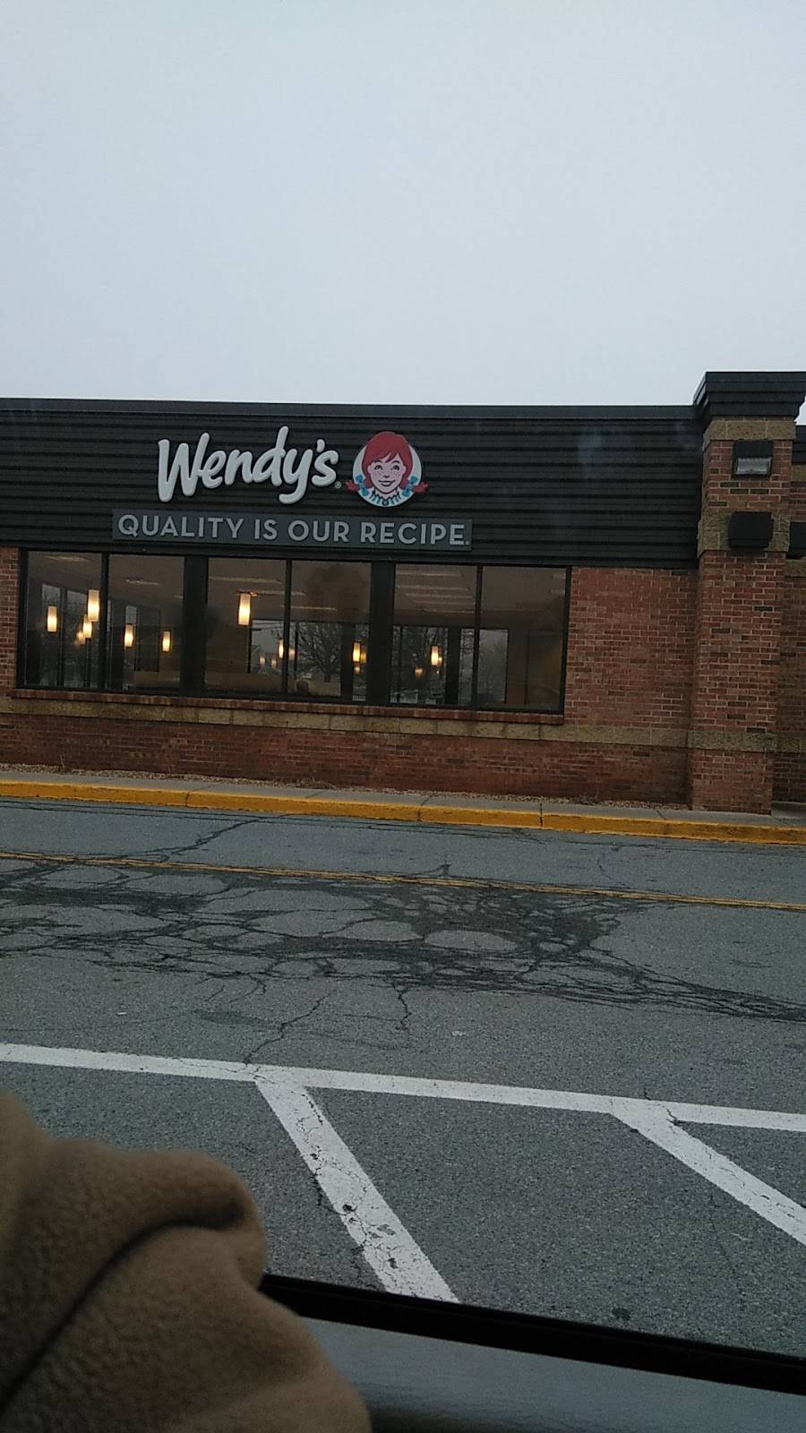 Wendys | restaurant | 7 Fairhaven Commons Way, Fairhaven, MA 02719, USA | 5089994407 OR +1 508-999-4407