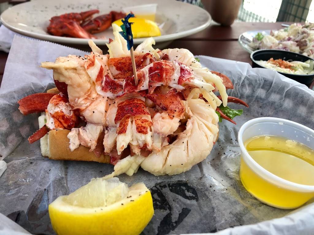 Schooner Landing | restaurant | 40 Main St, Damariscotta, ME 04543, USA | 2075637447 OR +1 207-563-7447