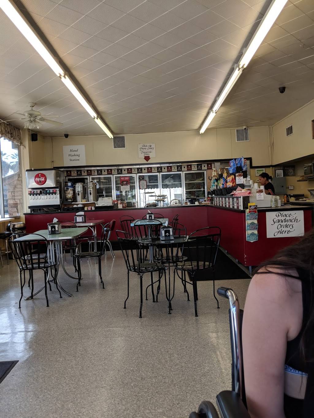 Bonnies Best Cafe | restaurant | 1900 21st St, Bakersfield, CA 93301, USA | 6613237224 OR +1 661-323-7224