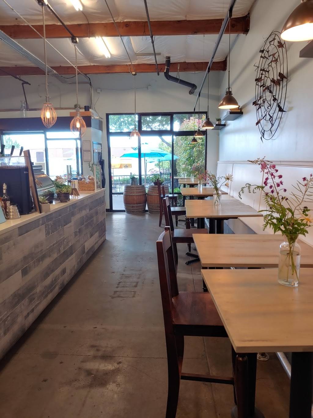 Osprey Bistro | restaurant | 309 S Cloverdale St Suite A4, Seattle, WA 98108, USA | 2065574863 OR +1 206-557-4863