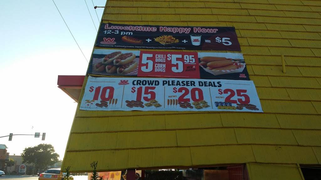 Wienerschnitzel | restaurant | 711 E Alisal St, Salinas, CA 93905, USA | 8314249999 OR +1 831-424-9999