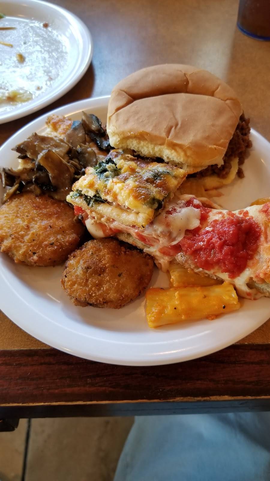 Tree Guys Pizza Pub | restaurant | 101 E Irving Park Rd, Itasca, IL 60143, USA | 6307734990 OR +1 630-773-4990