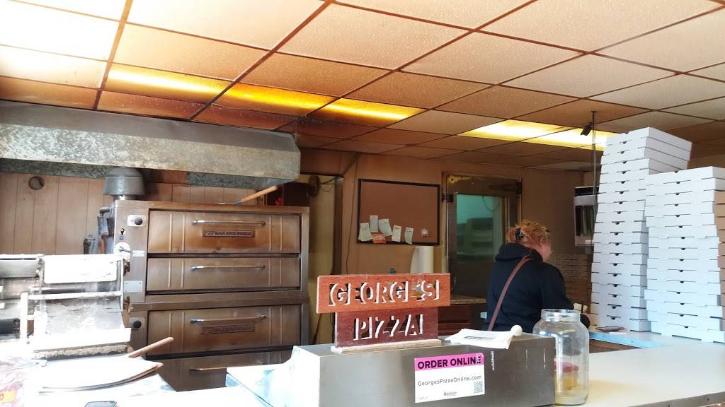 Georges Pizza | meal delivery | 1220 6th St, Nevada, IA 50201, USA | 5153825616 OR +1 515-382-5616
