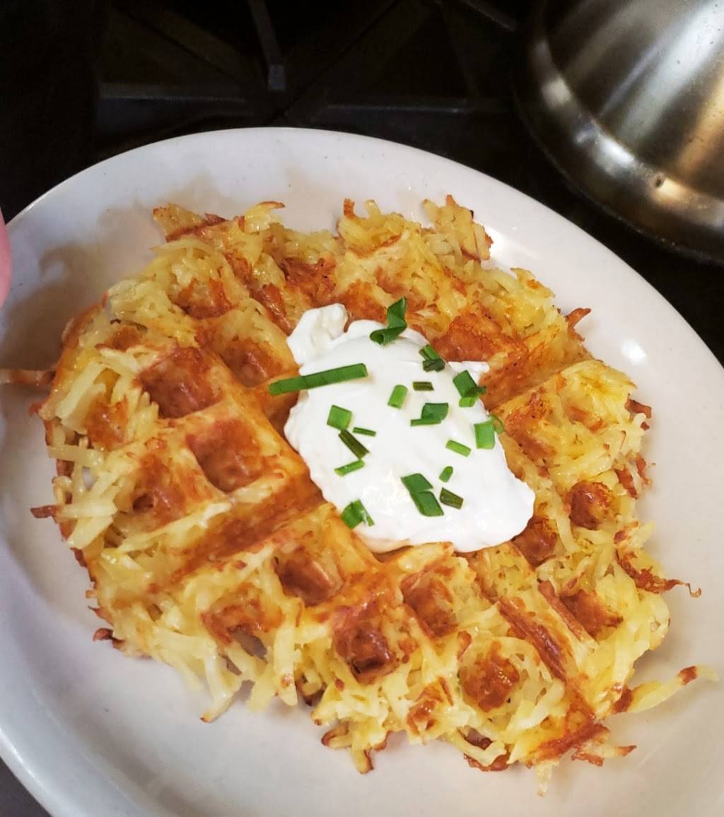 Farmhouse Kitchen & Bakery | restaurant | 246 Main St, Claysville, PA 15323, USA | 7246637650 OR +1 724-663-7650