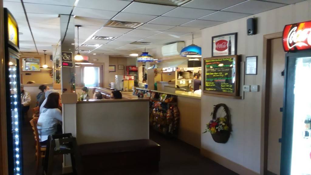 Occum Pizza | meal takeaway | 30 Taftville-Occum Rd, Norwich, CT 06360, USA | 8608228025 OR +1 860-822-8025