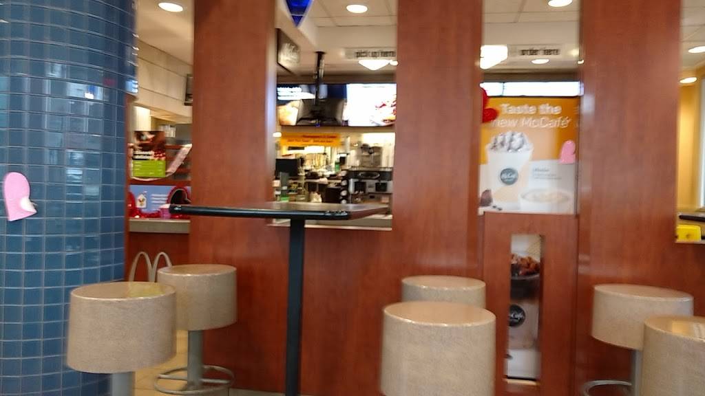 McDonalds | cafe | 439 E, IL-19, Roselle, IL 60172, USA | 6305298208 OR +1 630-529-8208