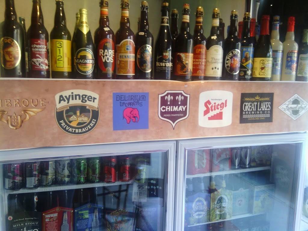 Deli Boutique Wine & Spirits | cafe | 2318 N Clark St, Chicago, IL 60614, USA | 7738809820 OR +1 773-880-9820