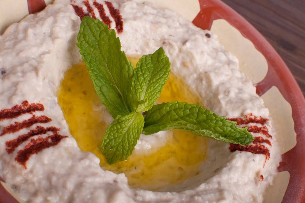 Mamas Hummus | restaurant | 779 Wendy Dr, Newbury Park, CA 91320, USA | 8054800888 OR +1 805-480-0888