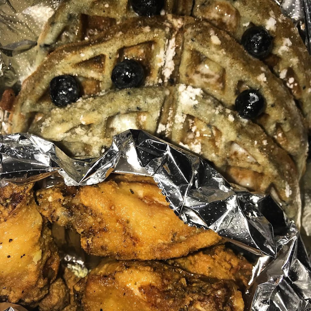 Fantasy Twist Chicken, Waffles, Smoothies, Wraps and Salads | restaurant | 654 N University Dr, Pembroke Pines, FL 33024, USA | 7544008995 OR +1 754-400-8995