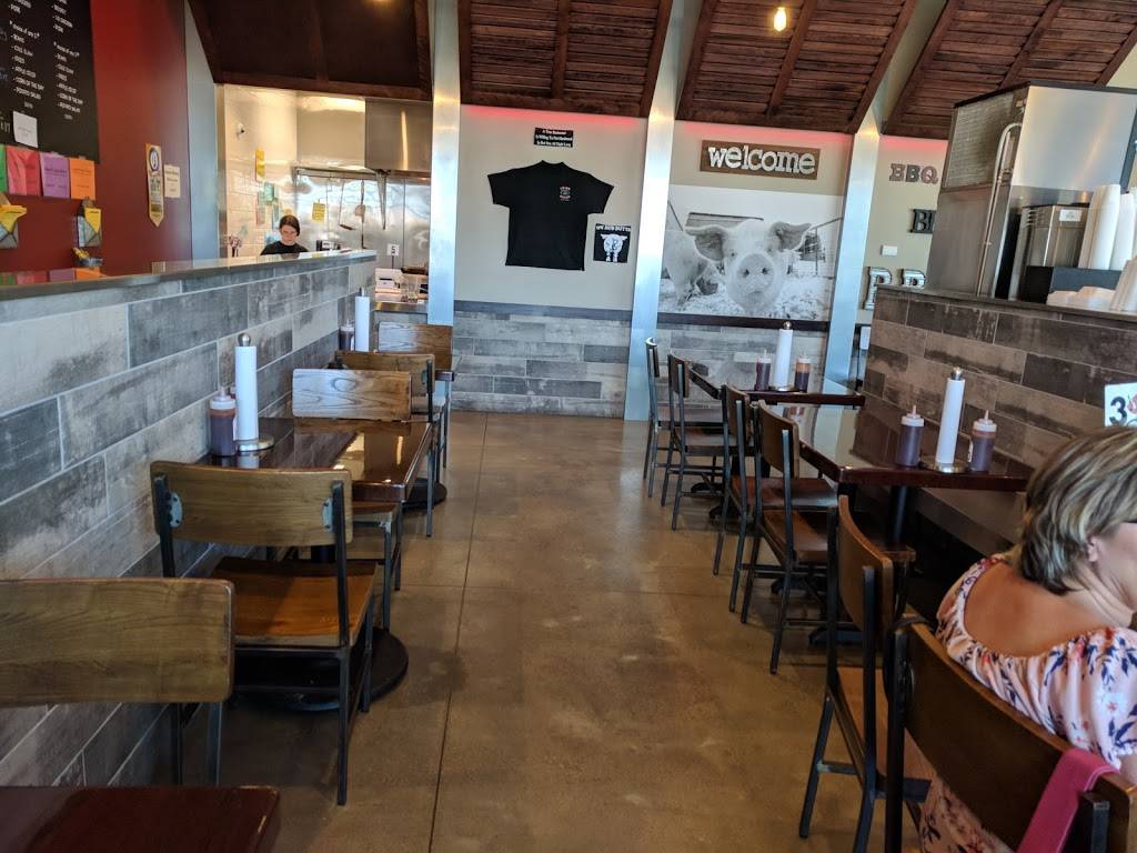 Swine Dining BBQ | restaurant | 12120 W Dodge Rd, Omaha, NE 68154, USA | 4029914744 OR +1 402-991-4744