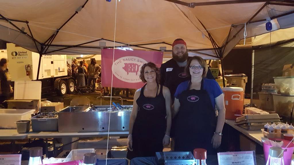 The Saucy Swine | restaurant | 2245 E St Francis Ave, St Francis, WI 53235, USA | 4145095390 OR +1 414-509-5390