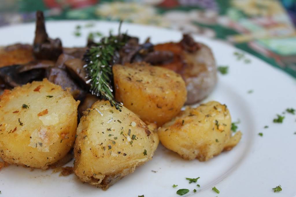 RigaTonys Authentic Italian Restaurant | restaurant | 1850 E Warner Rd, Tempe, AZ 85284, USA | 4808991111 OR +1 480-899-1111