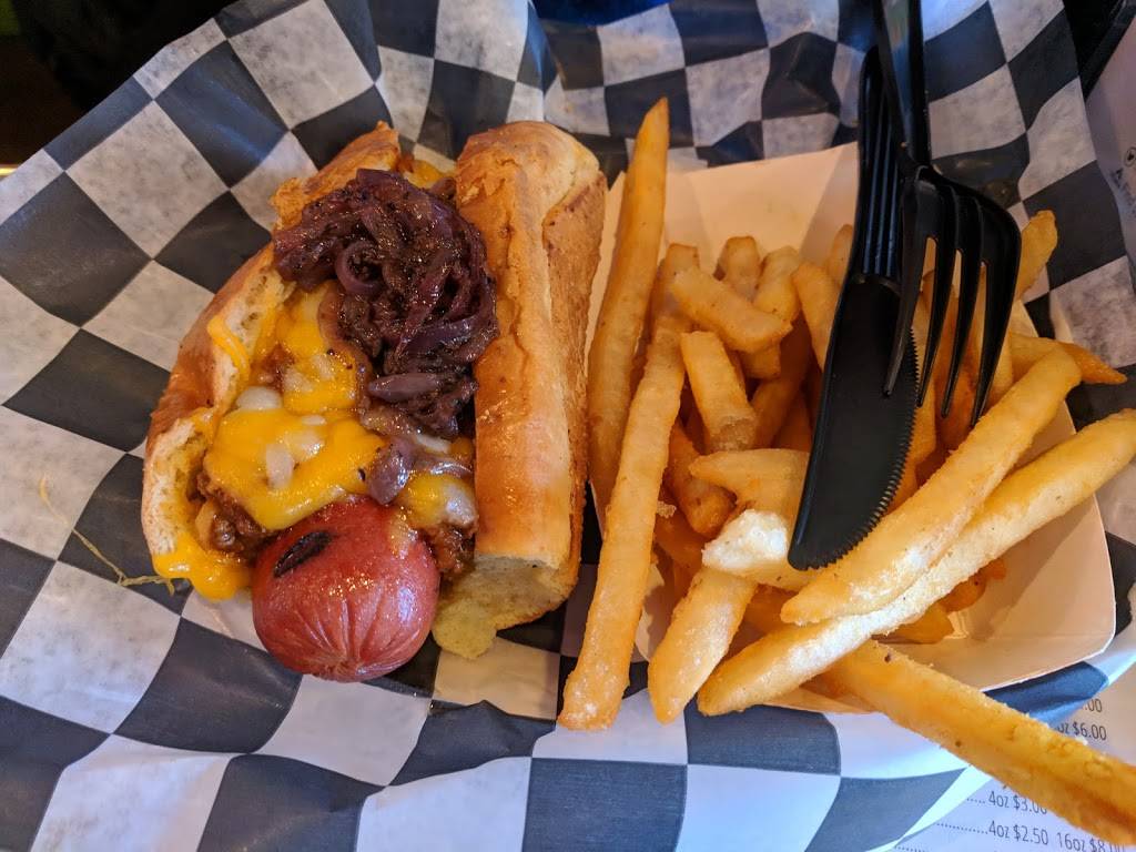 Hops N Shine | restaurant | 3410 Mt Vernon Ave, Alexandria, VA 22305, USA | 7035661509 OR +1 703-566-1509