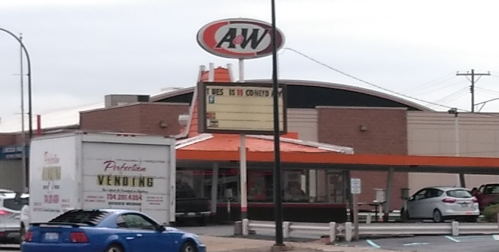 A&W | restaurant | 1467 Southfield Rd, Lincoln Park, MI 48146, USA | 3133825090 OR +1 313-382-5090