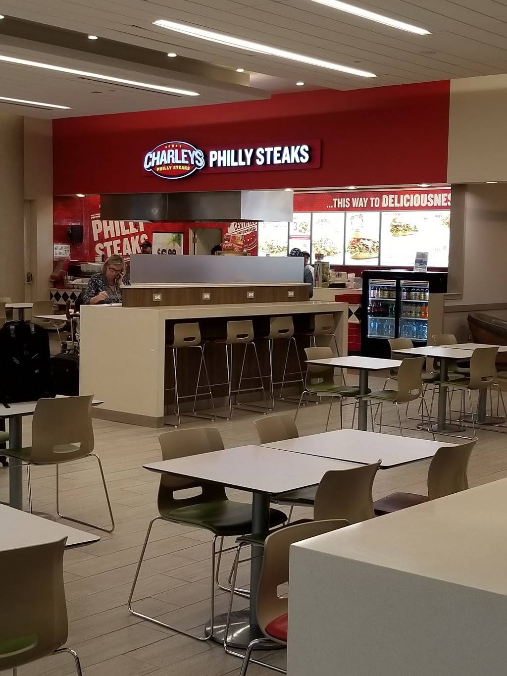 Charleys Philly Steaks | restaurant | 4600 International Gateway #24, Columbus, OH 43219, USA | 6142386615 OR +1 614-238-6615