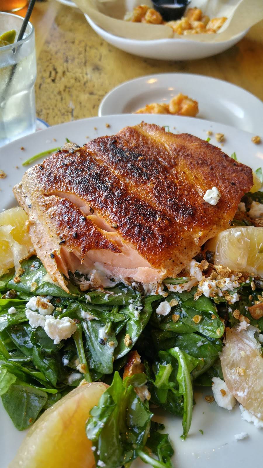 TJs Harbor Restaurant | restaurant | 7098 S, US-45, Oshkosh, WI 54902, USA | 9206889047 OR +1 920-688-9047