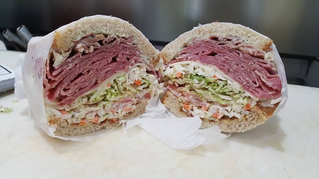 Gabe and Izzys - Sandwich Brothers | restaurant | 173 Sandwich St S, Amherstburg, ON N9V 1E9, Canada | 5197139300 OR +1 519-713-9300