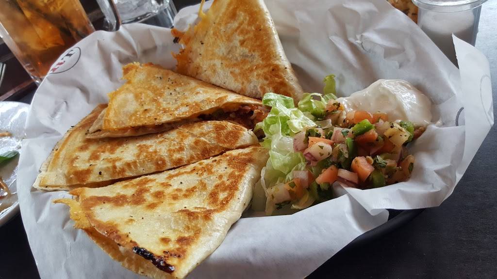 Ruby Tuesday | restaurant | 4065 Marlane Dr, Grove City, OH 43123, USA | 6148011650 OR +1 614-801-1650