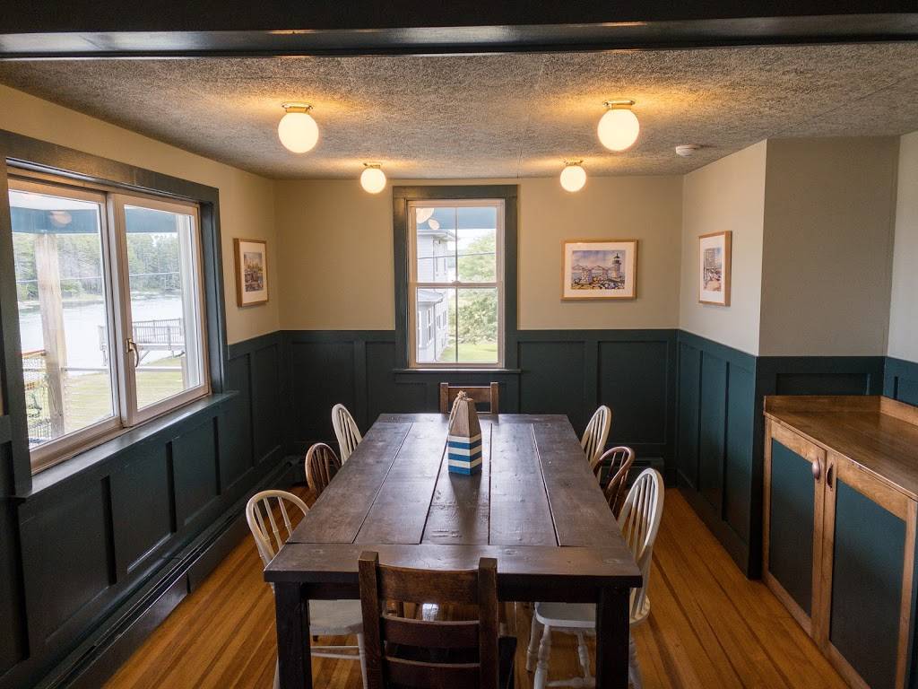 The Causeway Restaurant | restaurant | 5 3rd St, St George, ME 04859, USA | 2075947644 OR +1 207-594-7644
