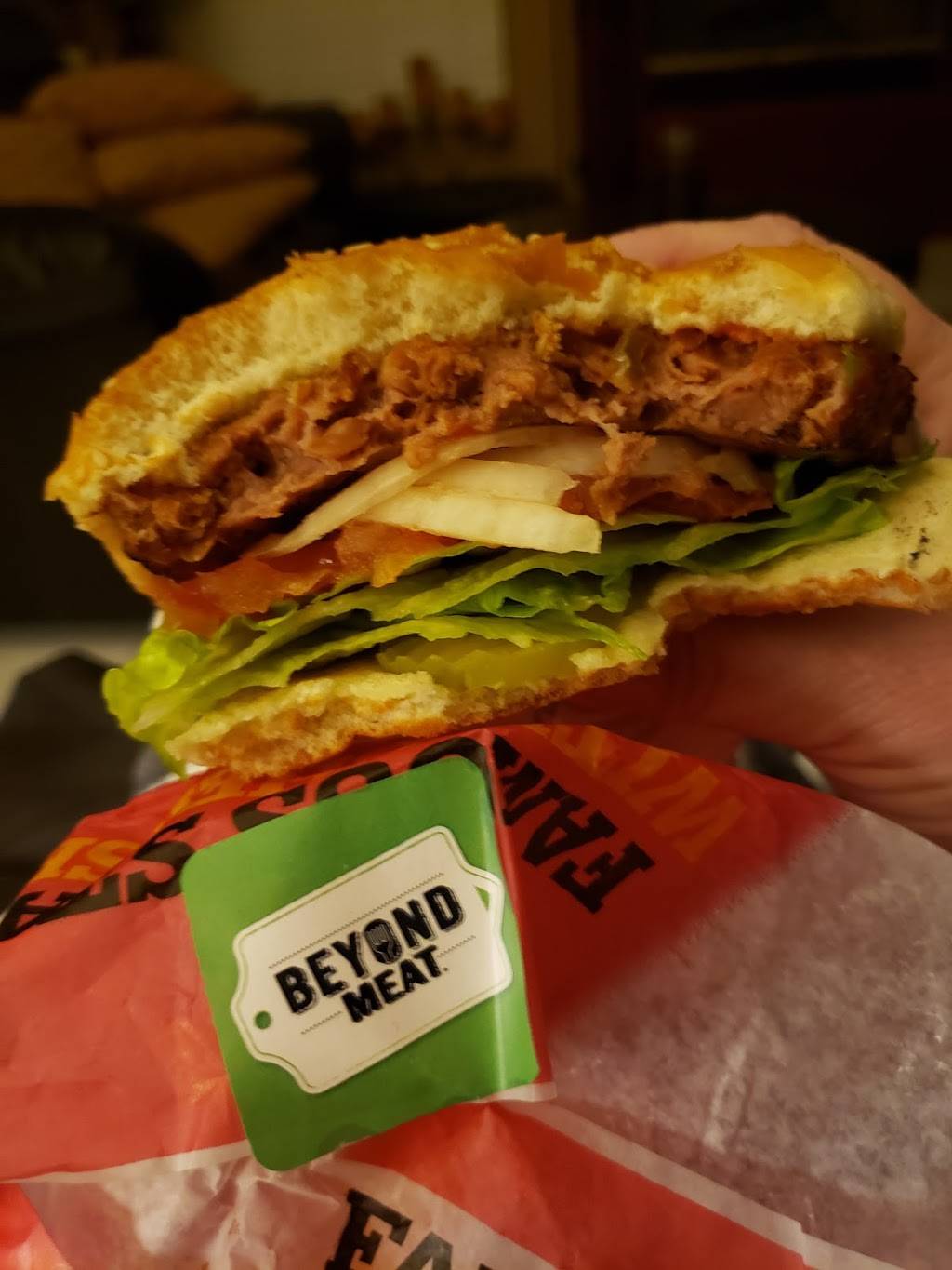 Carls Jr. | restaurant | 1031 W Avenue P, Palmdale, CA 93551, USA | 6612664582 OR +1 661-266-4582