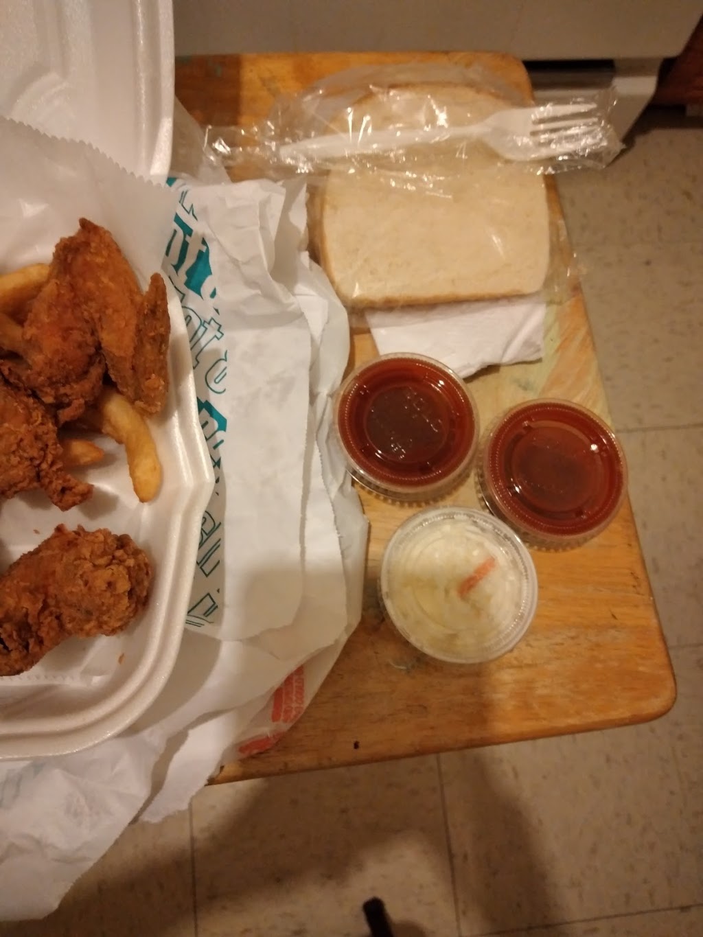 Shrimp House | restaurant | 1800 E 79th St, Chicago, IL 60649, USA | 7737347000 OR +1 773-734-7000