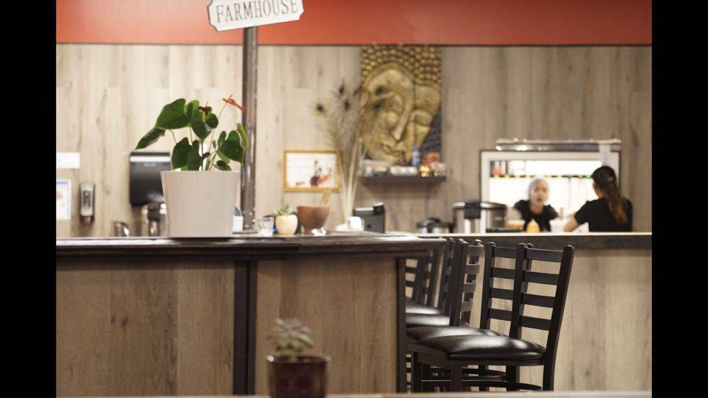 Farmhouse Thai Eatery | restaurant | 98 Wadsworth Blvd #117, Lakewood, CO 80226, USA | 3032372475 OR +1 303-237-2475