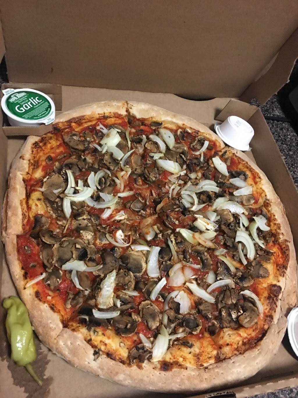 Papa Johns pizza | restaurant | 4117 Broadway, New York, NY 10033, USA | 2127957272 OR +1 212-795-7272