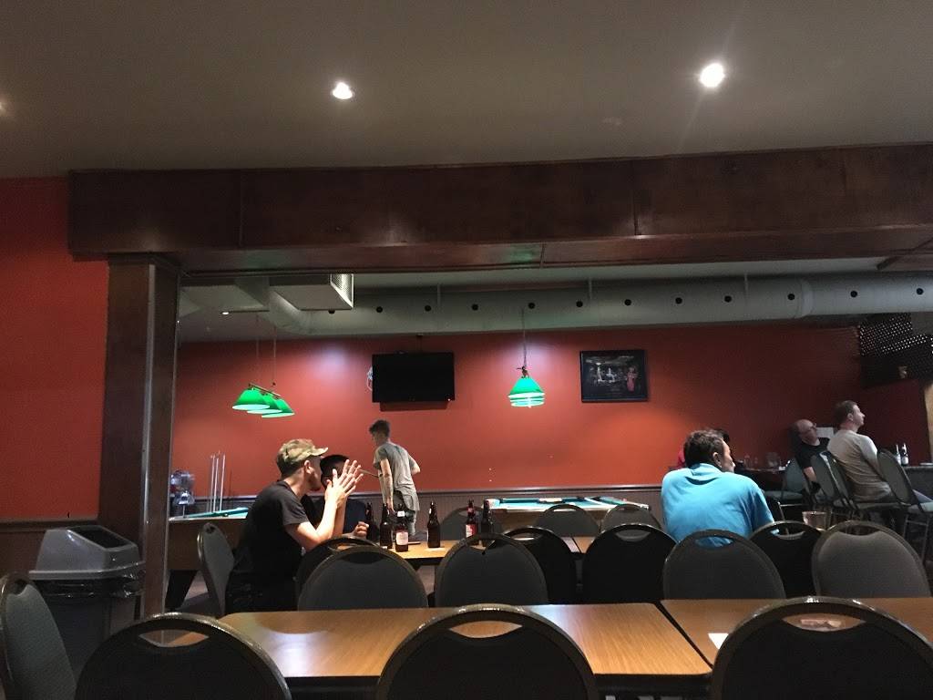 Crave Restaurant and Bar | restaurant | 816 Sheppard Ave W, North York, ON M3H 2T1, Canada | 4163984553 OR +1 416-398-4553