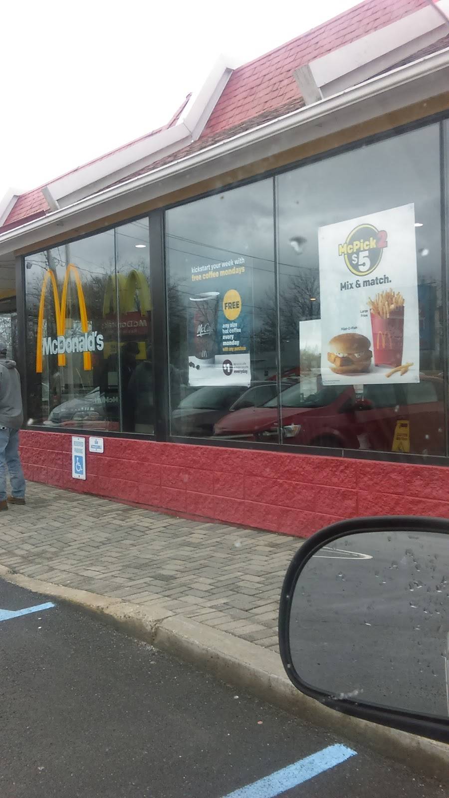 McDonalds | cafe | 55 Maple Avenue, Rte 9W, Catskill, NY 12414, USA | 5189430102 OR +1 518-943-0102