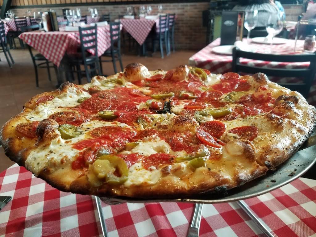 Grimaldis Pizzeria | restaurant | 310 West Las Colinas Boulevard #100, Irving, TX 75039, USA | 2144960337 OR +1 214-496-0337