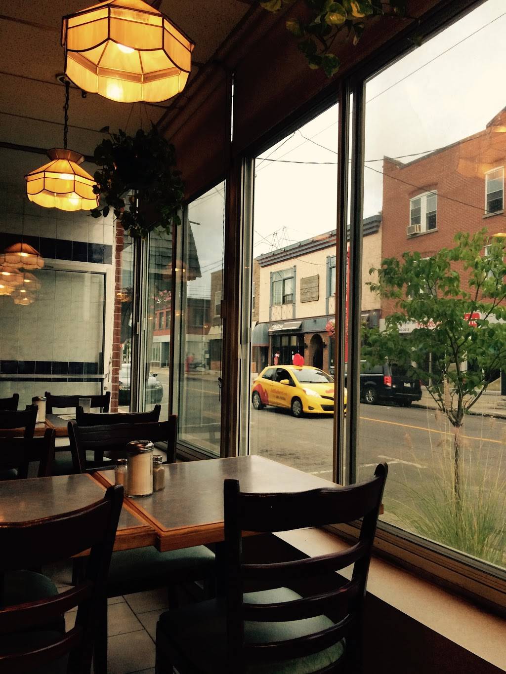 Trans Canada Pizzeria & Submarine | restaurant | 880 Rue Notre Dame, Lachine, QC H8S 2B7, Canada | 5146372266 OR +1 514-637-2266