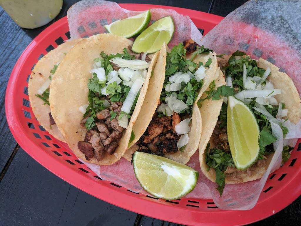 Mexican Food Tacos Y Antojitos CIELITO LINDO | restaurant | 10902 Casey Rd, Tampa, FL 33624, USA | 8137010551 OR +1 813-701-0551