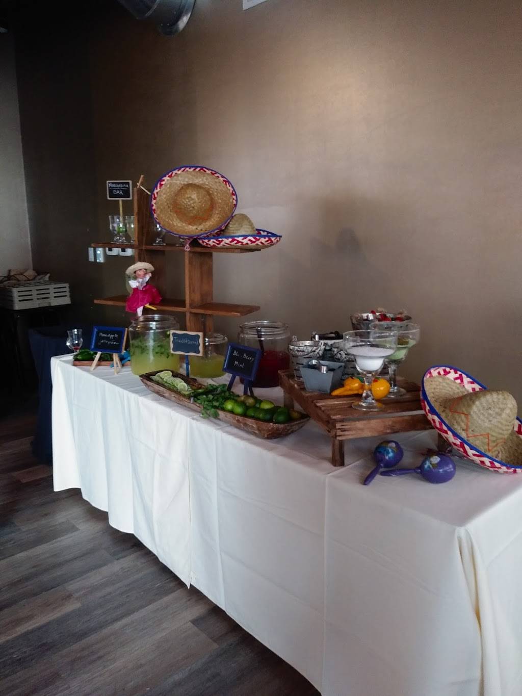 Foundry Lounge | night club | 1738 Elmwood Ave, Buffalo, NY 14207, USA | 7162409693 OR +1 716-240-9693